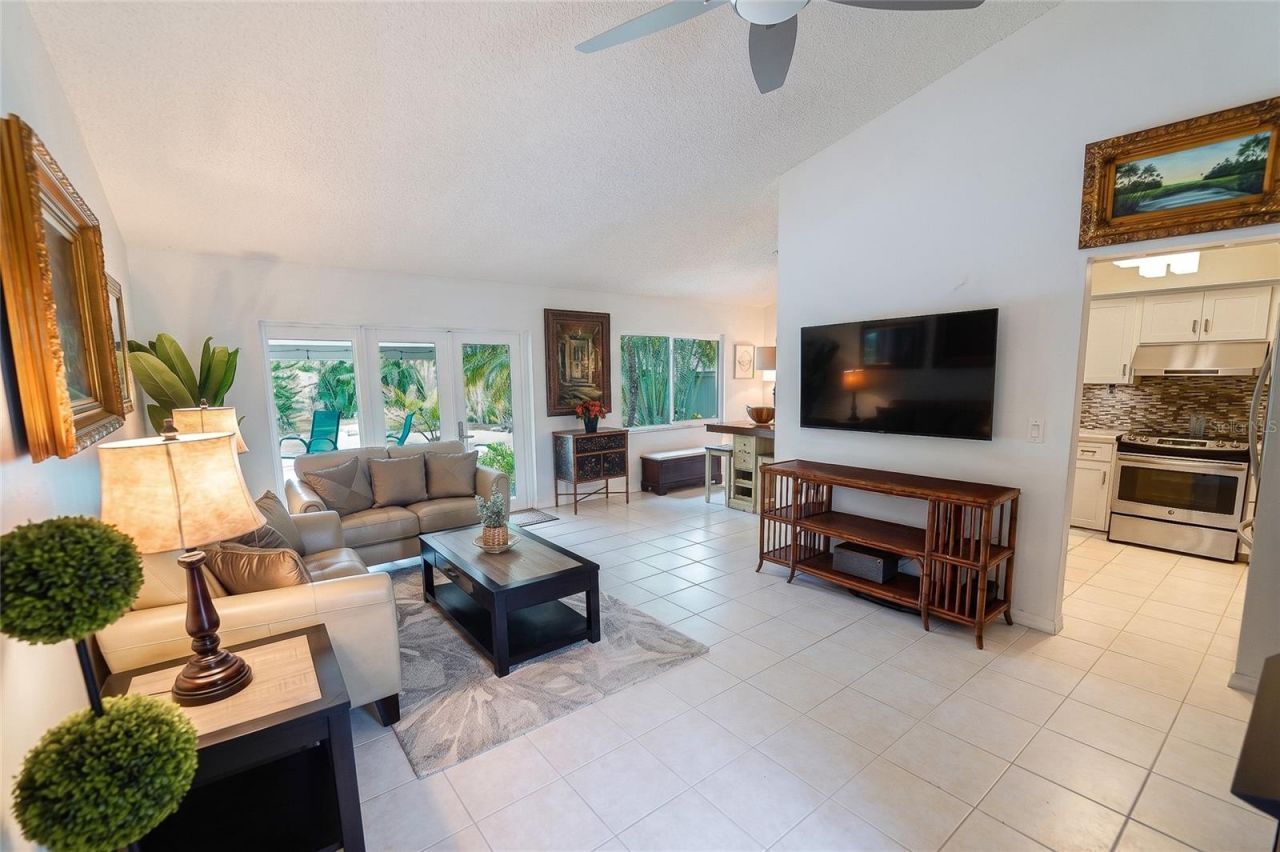1613 St Catherine Drive E, Dunedin, FL 34698 Photo