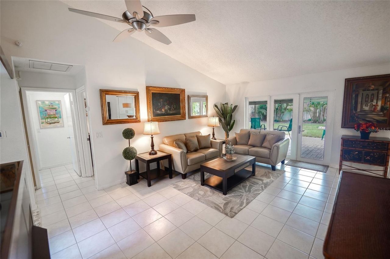 1613 St Catherine Drive E, Dunedin, FL 34698 Photo