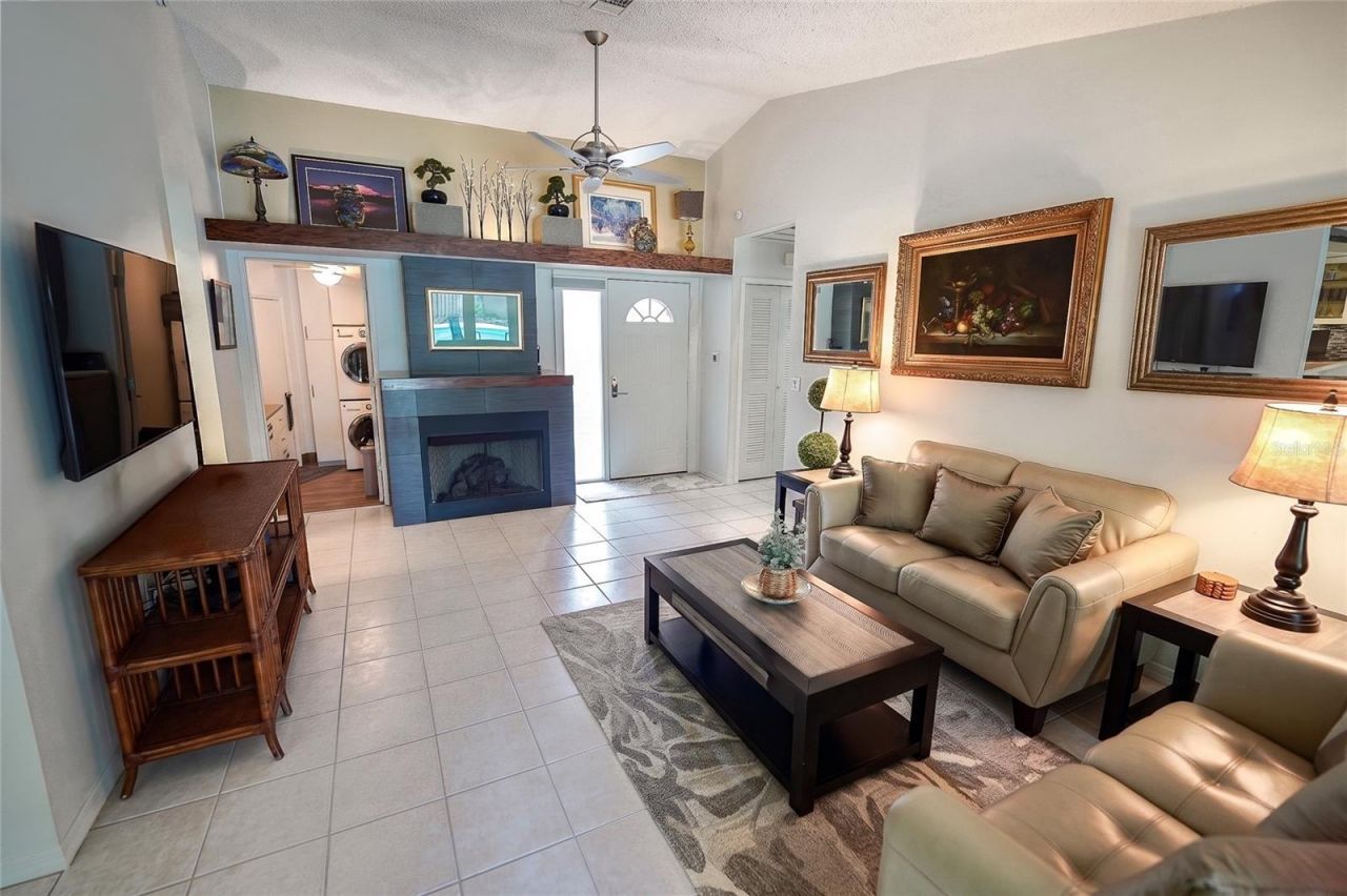 1613 St Catherine Drive E, Dunedin, FL 34698 Photo