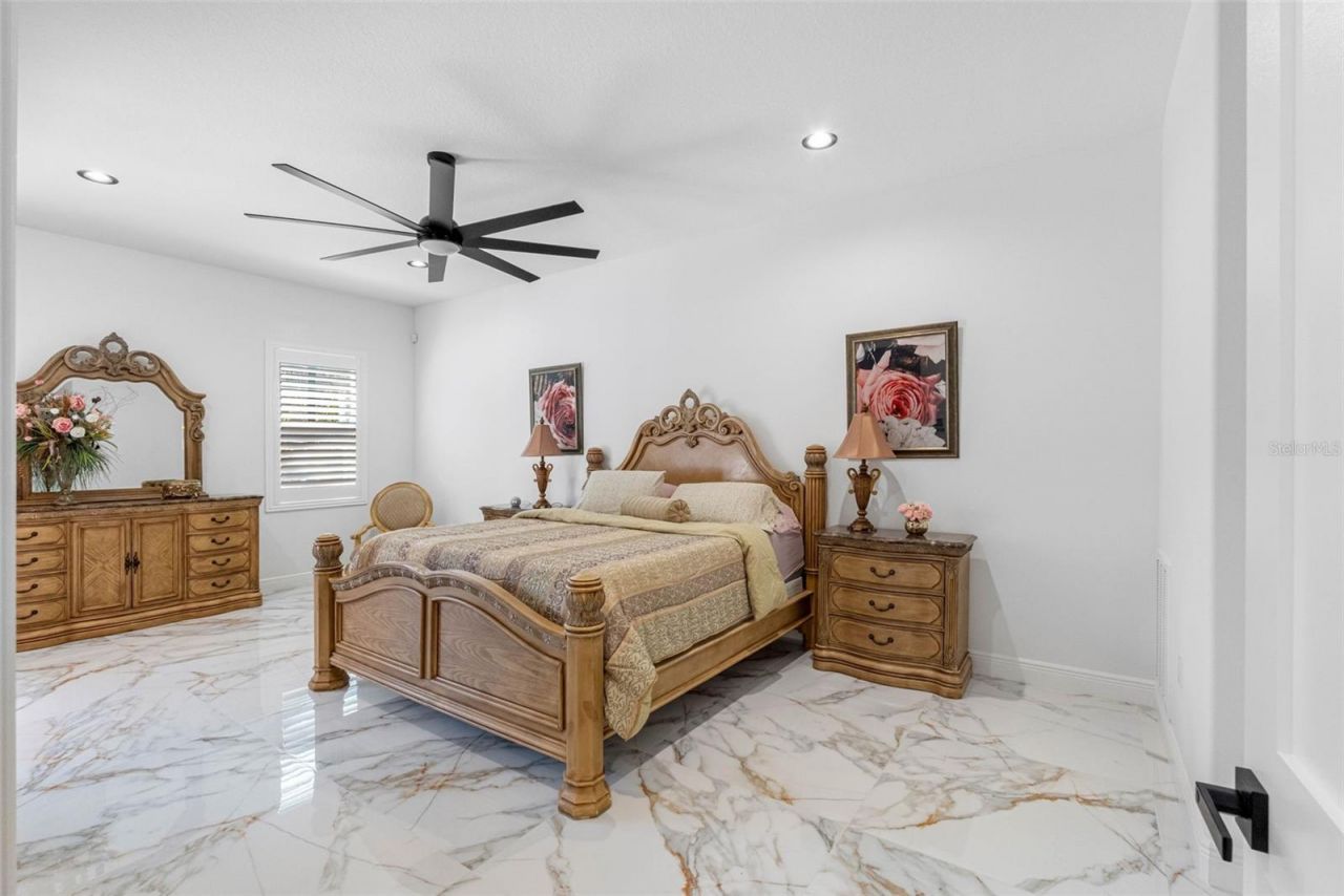 17117 Lakeshore Road, Lutz, FL 33558 Photo