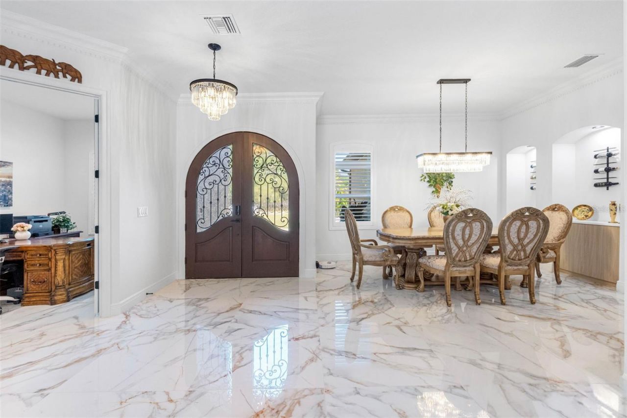 17117 Lakeshore Road, Lutz, FL 33558 Photo