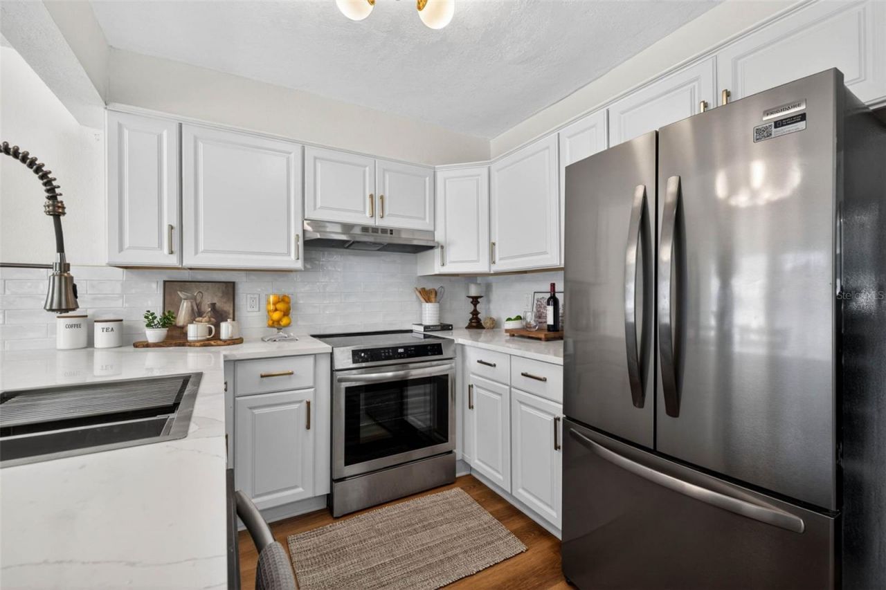 6655 Cape Sable Way Ne, Unit 1, Saint Petersburg, FL 33702 Photo