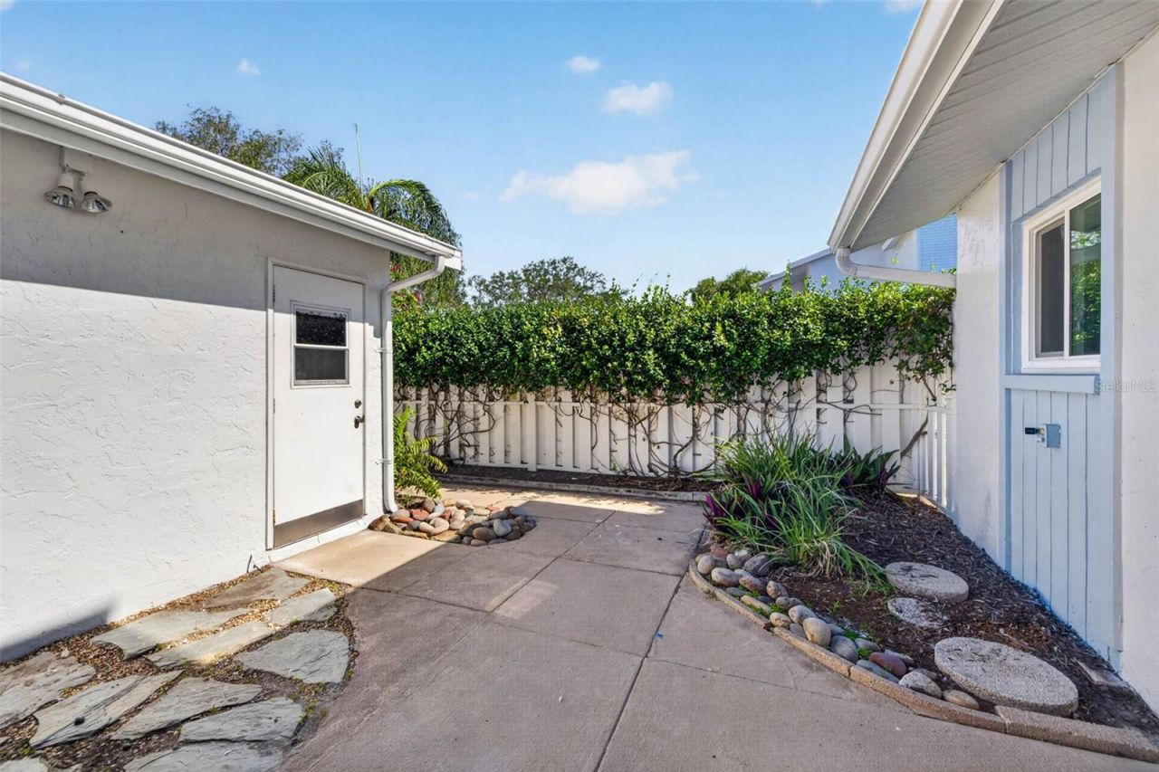 6655 Cape Sable Way Ne, Unit 1, Saint Petersburg, FL 33702 Photo