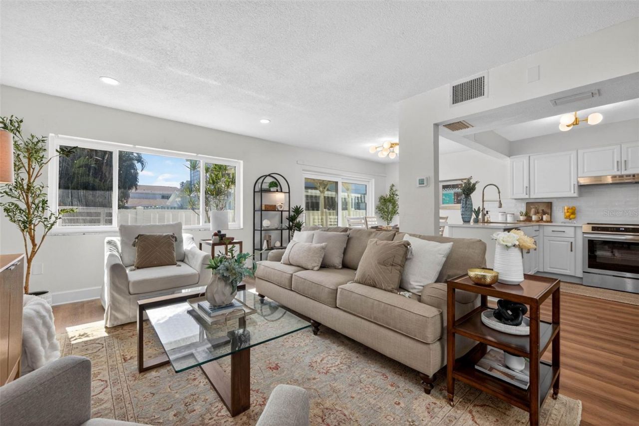 6655 Cape Sable Way Ne, Unit 1, Saint Petersburg, FL 33702 Photo