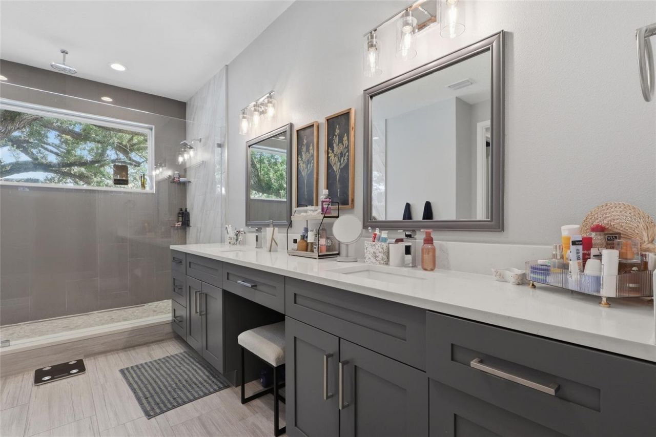 3012 W Leroy Street , Tampa, FL 33607 Photo