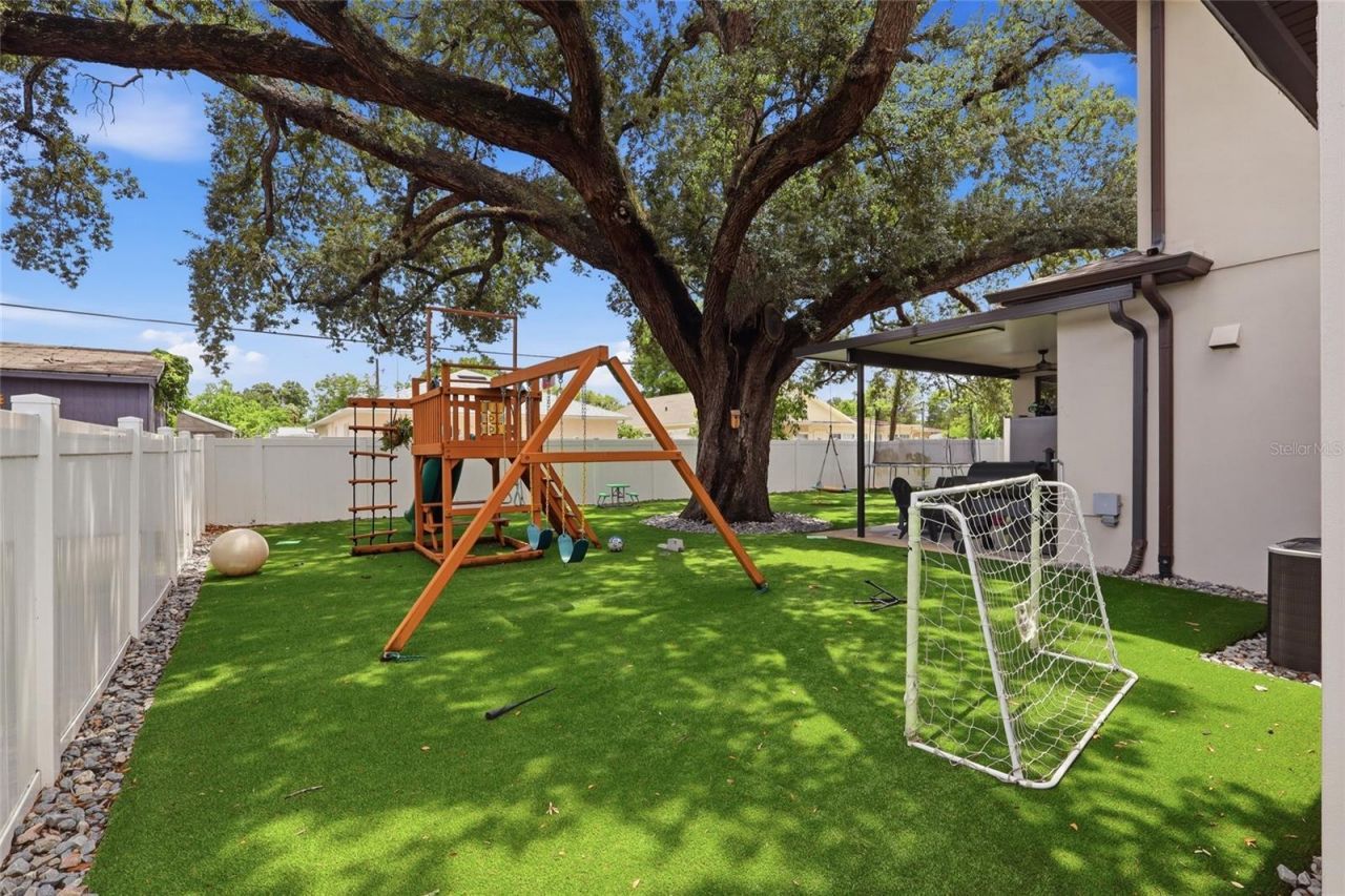 3012 W Leroy Street , Tampa, FL 33607 Photo