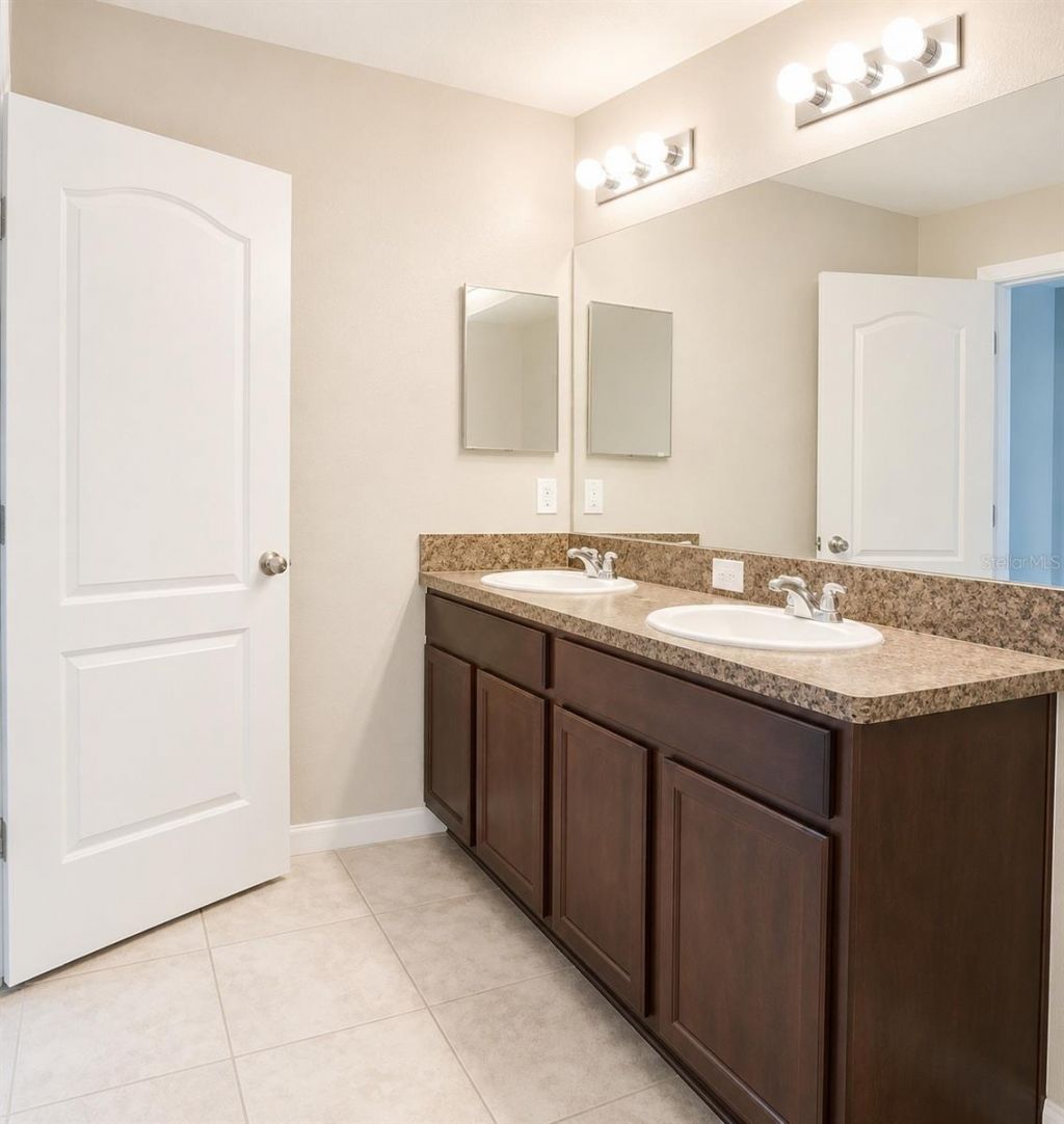 2110 Golden Falcon Drive , Ruskin, FL 33570 Photo