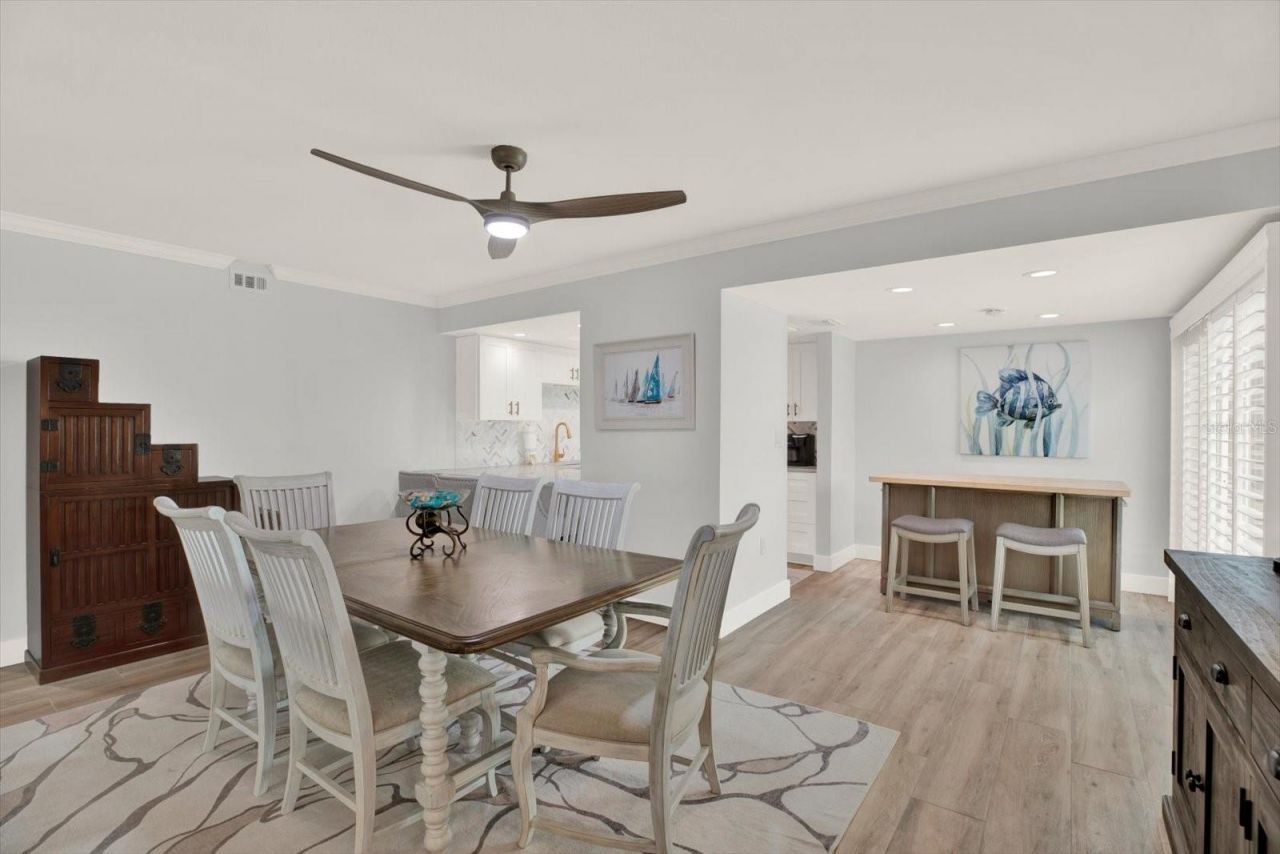 7530 Sunshine Skyway Lane S, Unit P7, Saint Petersburg, FL 33711 Photo