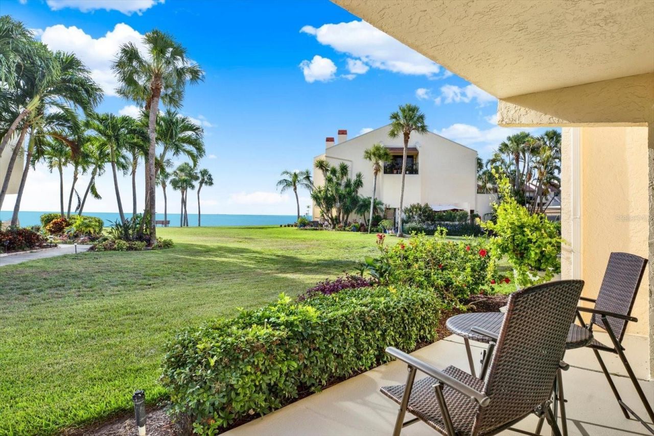 7530 Sunshine Skyway Lane S, Unit P7, Saint Petersburg, FL 33711 Photo