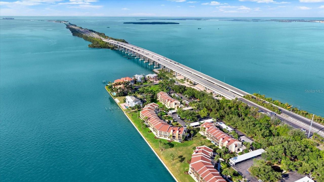 7530 Sunshine Skyway Lane S, Unit P7, Saint Petersburg, FL 33711 Photo