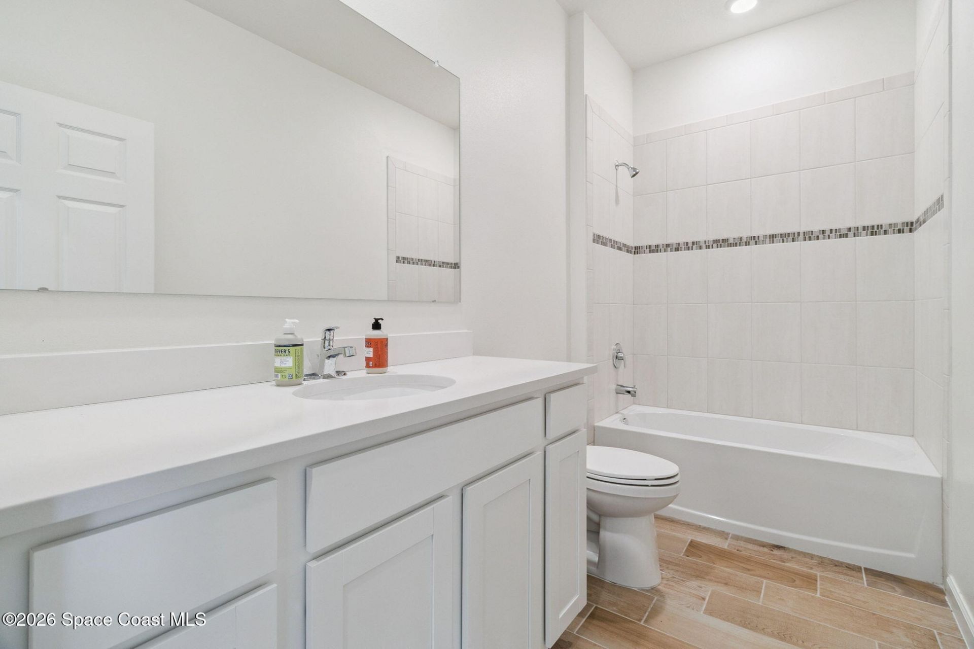 5063 Alabaster Drive , Grant-valkaria, FL 32949 Photo