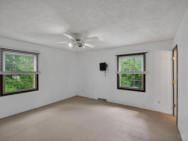 10657 Carolina Trace Road, Harrison, OH 45030 Photo 19