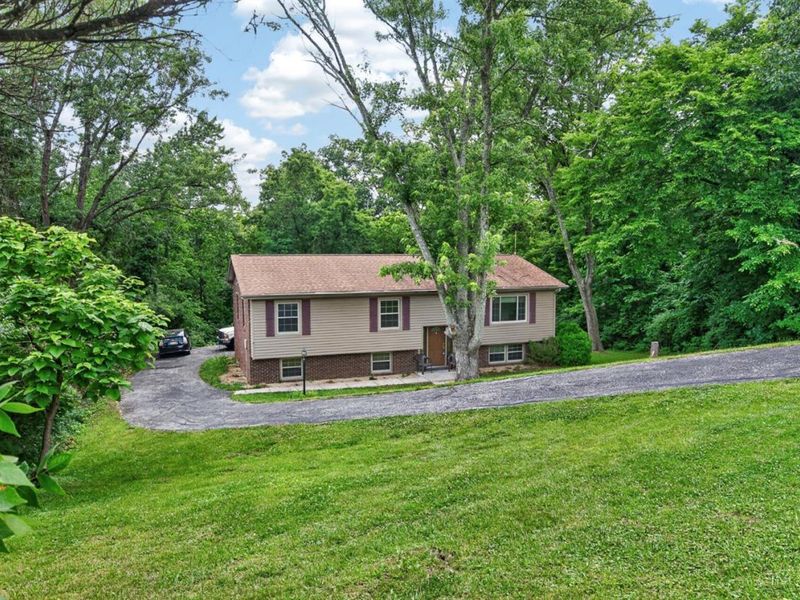 10657 Carolina Trace Road, Harrison, OH 45030 Photo 2