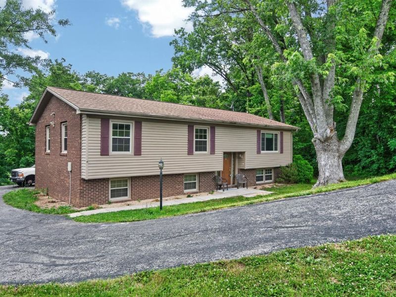 10657 Carolina Trace Road, Harrison, OH 45030 Photo 5