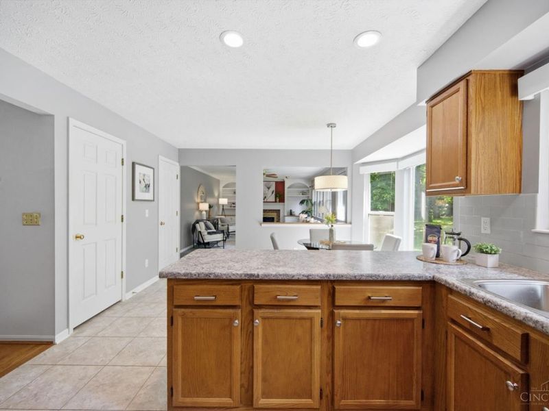 231 Riva Ridge Court, Loveland, OH 45140 Photo 18