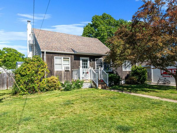 15 Millford Avenue , Mastic, NY 11950