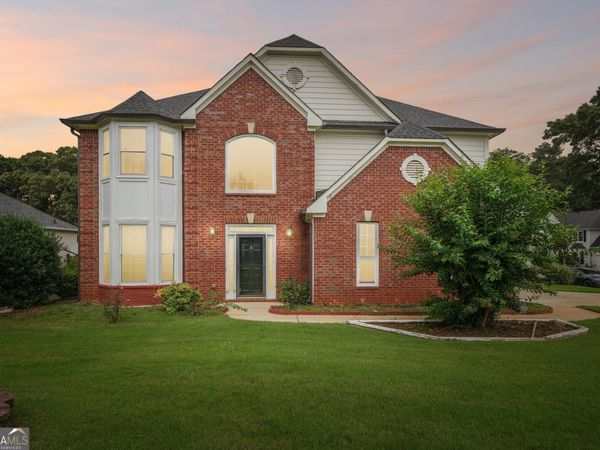 5024 Huntcrest Drive SW, Mableton, GA 30126