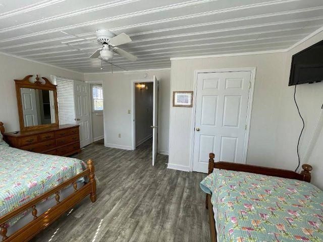872 S Waccamaw Dr.  Photo 19