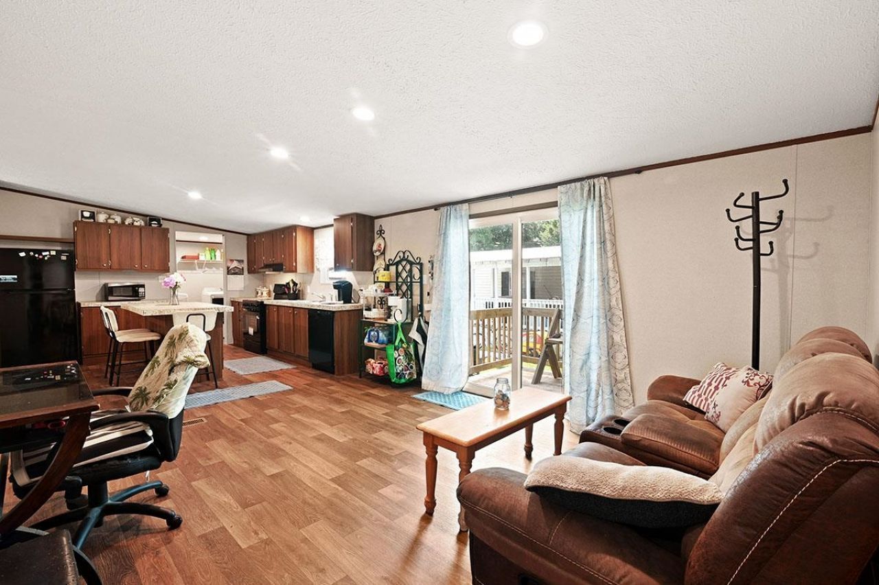 9221 Blue Wing Dr. Photo 17