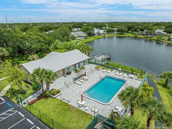 4060 NW Cinnamon Tree Circle, Jensen Beach, FL 34957