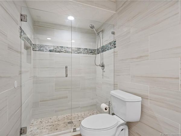 4060 NW Cinnamon Tree Circle, Jensen Beach, FL 34957