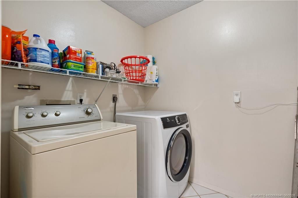 4060 NW Cinnamon Tree Circle, Jensen Beach, FL 34957 Photo