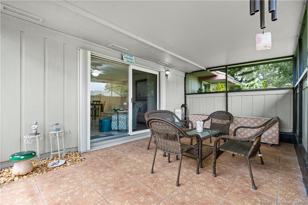 4060 NW Cinnamon Tree Circle, Jensen Beach, FL 34957 Photo