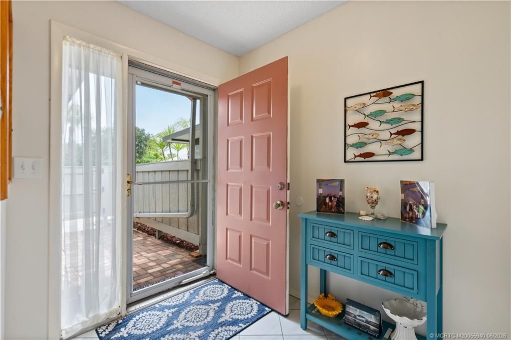 4060 NW Cinnamon Tree Circle, Jensen Beach, FL 34957 Photo