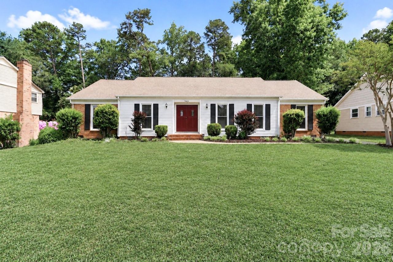 7441 Riding Trail Road, Charlotte, NC 28212 Main Photo
