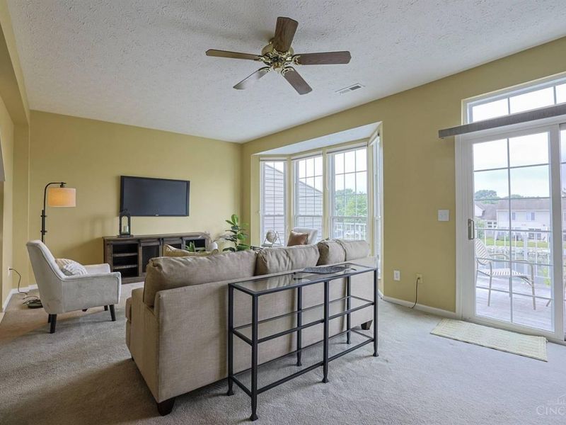 3886 Arbor Green Drive, Union Twp, OH 45255 Photo 7