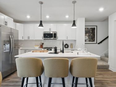 15001 Adare Way, Rosemount, MN 55068
