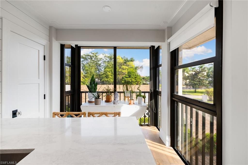 3135 Riviera Dr , Unit B205, Naples, FL 34103 Photo