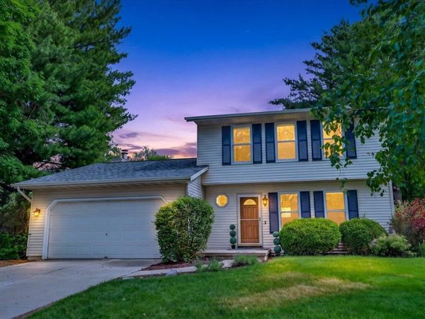 650 Grace St, Verona, WI 53593