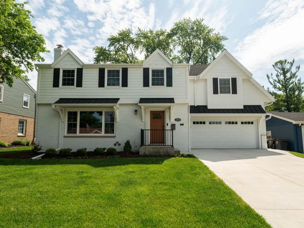 2550 N 93rd St, Wauwatosa, WI 53226