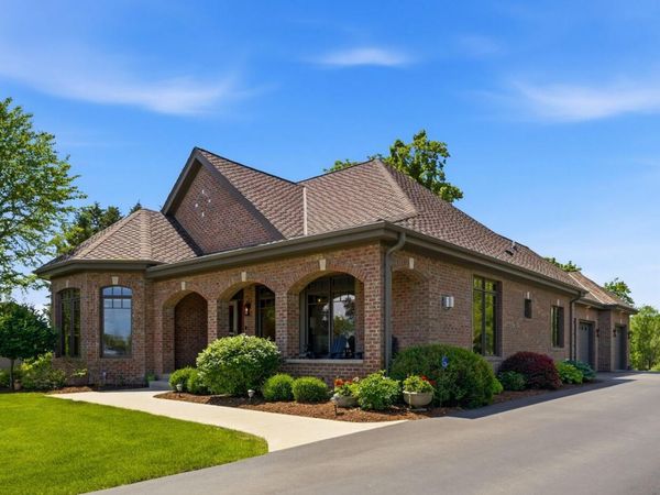180 Monastery Hill Dr, Lac La Belle, WI 53066