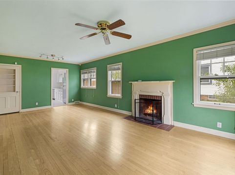 Main Photo