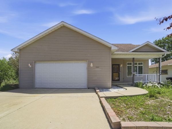 3297 E Ramsey Ave, Cudahy, WI 53110