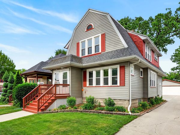 2204 S 67th Pl, Unit 2206, West Allis, WI 53219