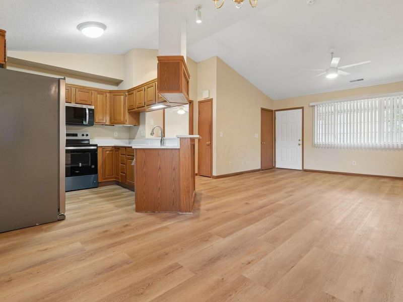 37 Northpointe Lane , Newark, OH 43055 Photo 8