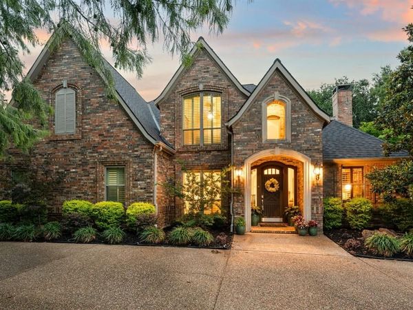 2706 Red Oak Court W, Colleyville, TX 76034