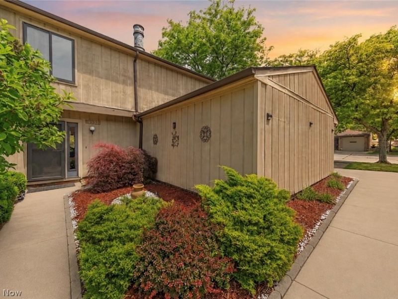 7332 Creekwood Drive, Unit 4B, North Royalton, OH 44133 Photo 1
