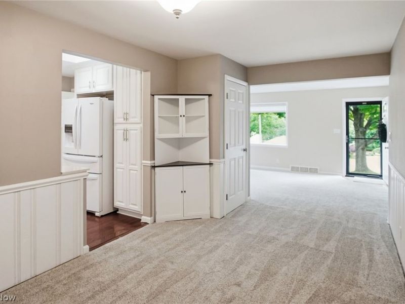 358 Mark Drive, Tallmadge, OH 44278 Photo 8