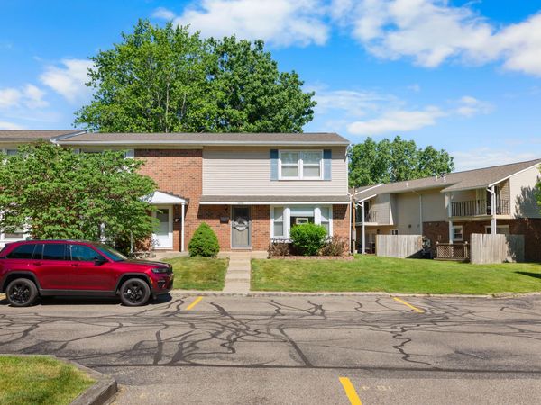 13250 Lake Point Boulevard, Belleville, MI 48111