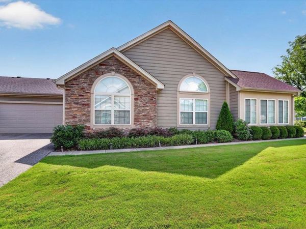 1601 E SOUTHFIELD CIR E, Memphis, TN 38016
