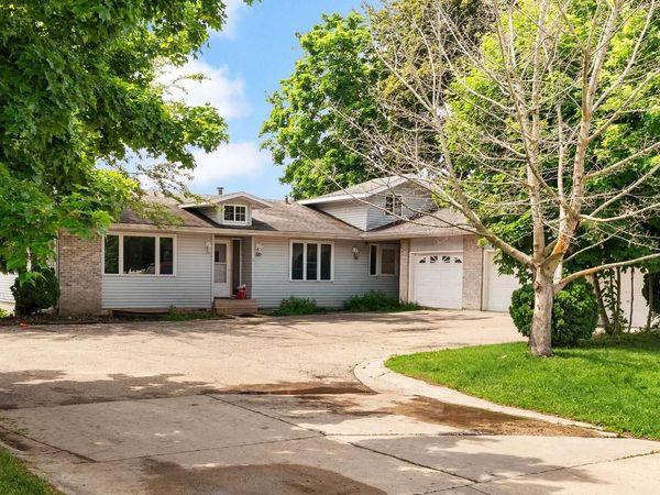 517-519 E Holum Street, Deforest, WI 53532