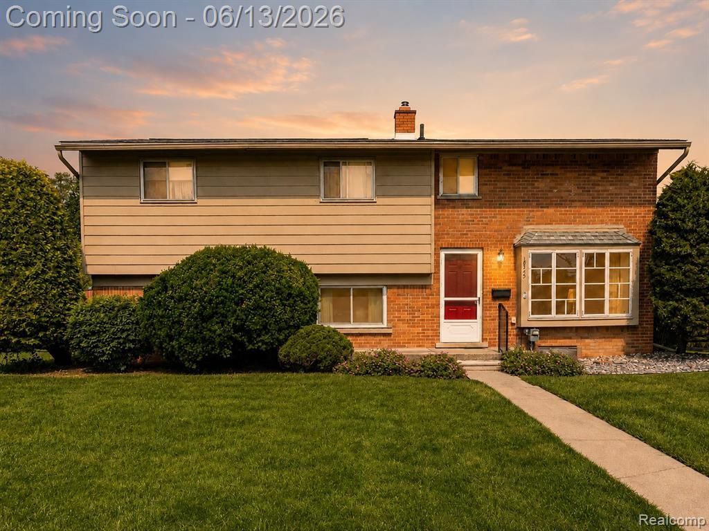 18345 Fremont Street, Livonia, MI 48152 Main Photo