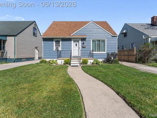 2960 Bailey Avenue, Lincoln Park, MI 48146