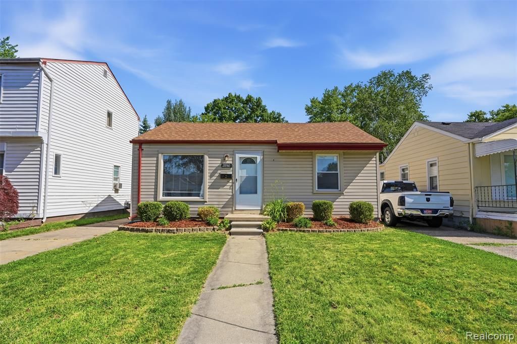 28960 Elmwood Street, Garden City, MI 48135 Main Photo