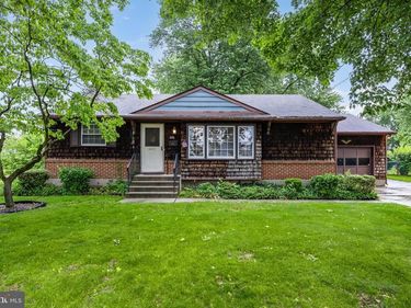606 HAMILTON DRIVE , CINNAMINSON, NJ 08077