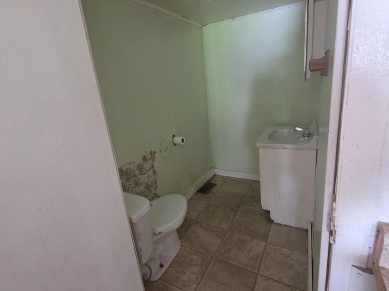 23 N Barron Street, Kenton, OH 43326 Photo 9